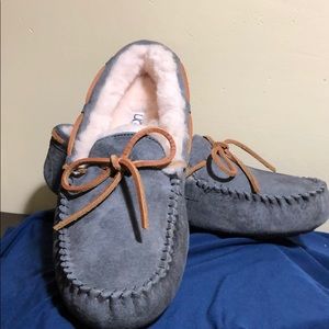 UGG Dakota Slipper